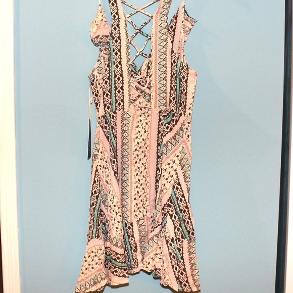 Ocean Drive Tribal Print Dress Lace Back Medium NWT - Picture 7 of 7